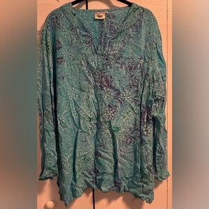 Women's Very Vineyard Blue Coral 3/4 Sleeved Top